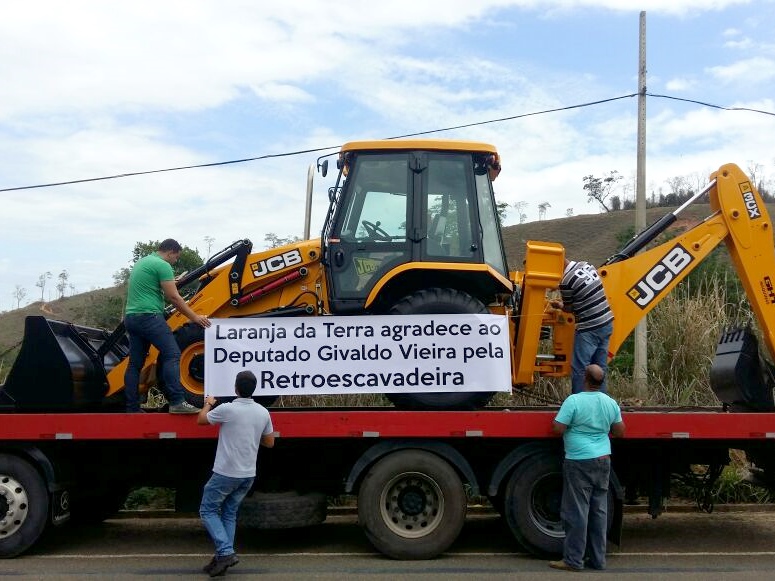 laranja da terra recebe maquina