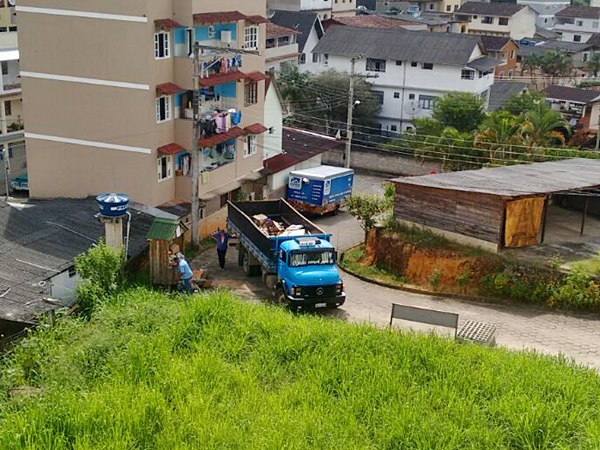 Sem solucao lixo continua a incomodar em Domingos Martins 02