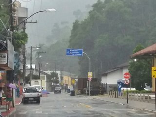 Chuva forte desta manha em Marechal Floriano