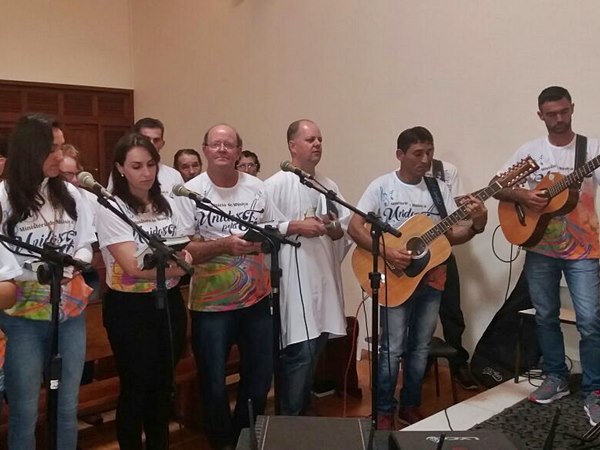 Catolicos celebram com a paz em Marechal Floriano3