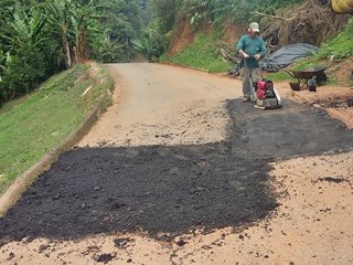 Prefeitura de Marechal trabalha para melhorar as estradas 3