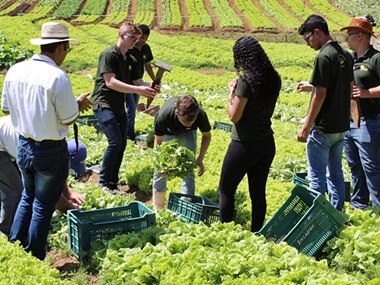 Marechal Floriano apoia curso superior na área de agronegócios para jovens