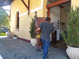 Móveis da antiga Igreja de SantAna e uma Bíblia viram peças de museu em Marechal Floriano