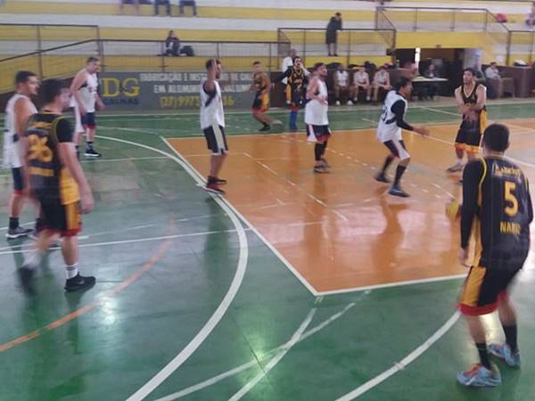 Etapa de competicao de basquete esquenta Marechal Floriano 02