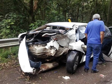 Acidente deixa dois feridos na BR 262 em Domingos Martins