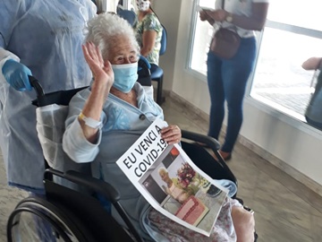Mulher de 100 anos vence a Covid 19 após ficar 12 dias internada