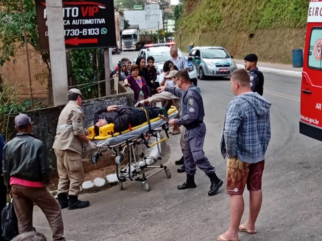 Acidente-entre-moto-e-carro-deixa-um-ferido-em-Marechal-Floriano-1