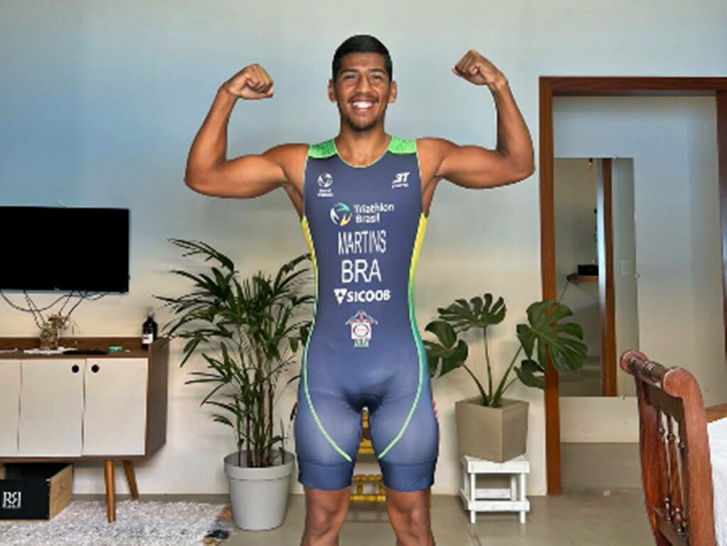 Triatleta-de-Venda-Nova-participa-de-competicao-internacional-na-Eslovaquia