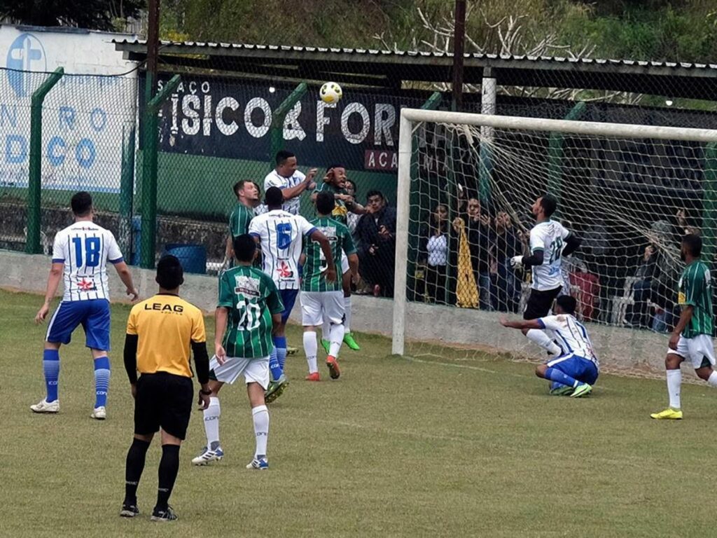 Fim-de-semana-sera-conhecido-o-vencedor-da-categoria-Master-do-Campeonato-de-Futebol-de-Marechal-Floriano