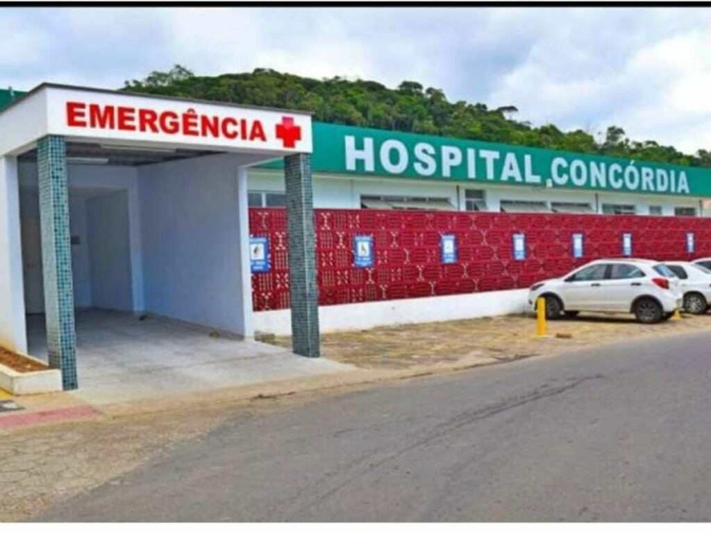 Menina-de-5-anos-morre-afogada-em-banheira-de-hidromassagem-em-Santa-Maria-de-Jetiba