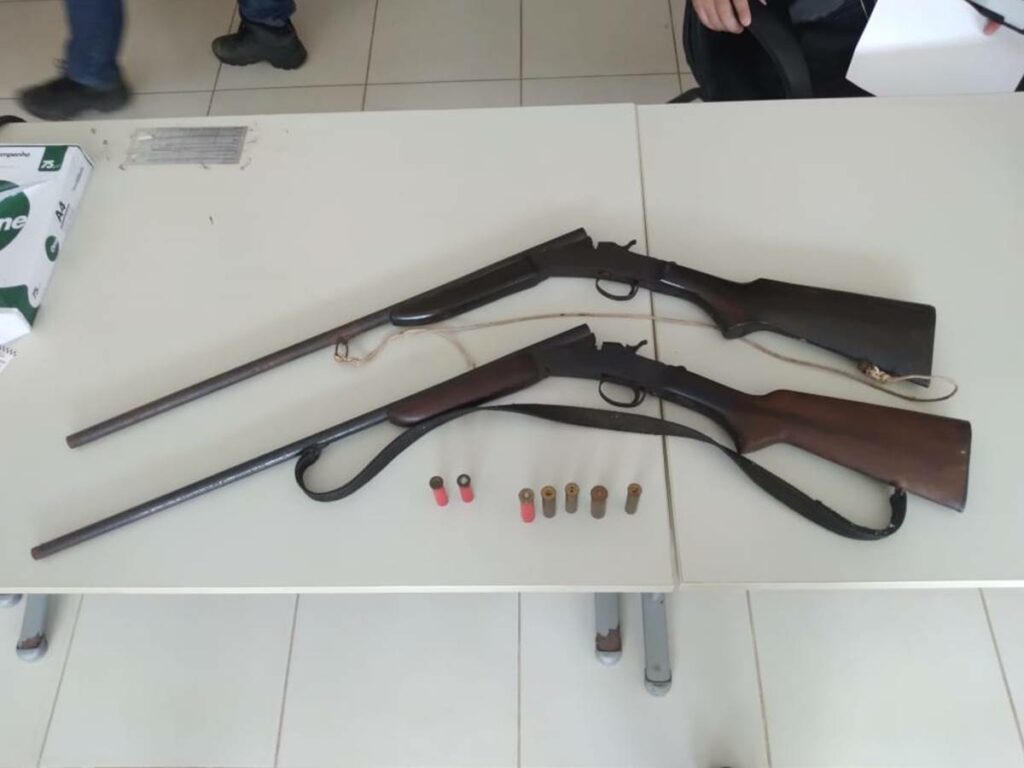 Policia-Ambiental-apreende-armas-em-Domingos-Martins