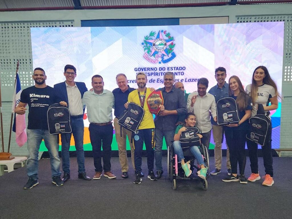 Governo-do-Estado-realiza-entrega-dos-kits-do-programa-Bolsa-Atleta