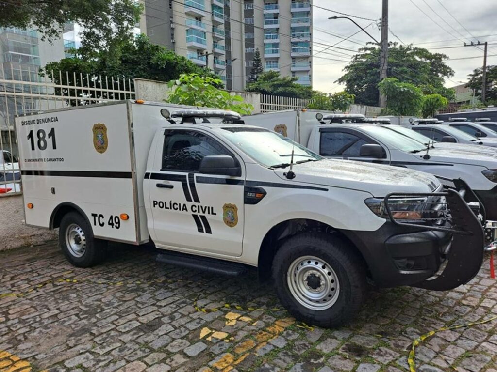 Policia-Civil-recebe-12-novas-viaturas-para-a-pericia