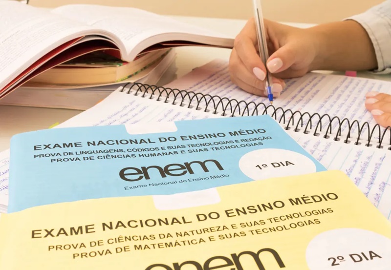 Enem-2023-primeiro-dia-comeca-neste-domingo-5quase-4-milhoes-estao-inscritos