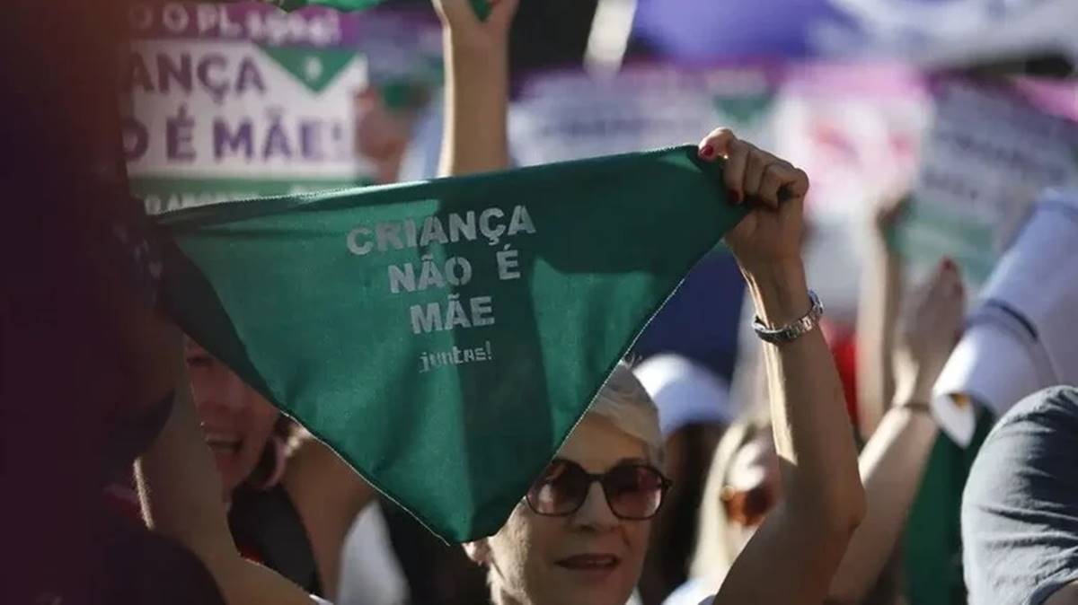 brasil-25-06-ft-agencia-brasil-protesto-pl-aborto