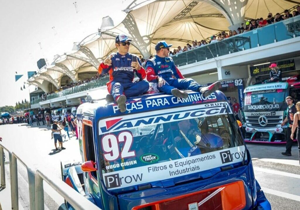 esportes-07-08-Foto-Ricardo-Saibro-copa-truck