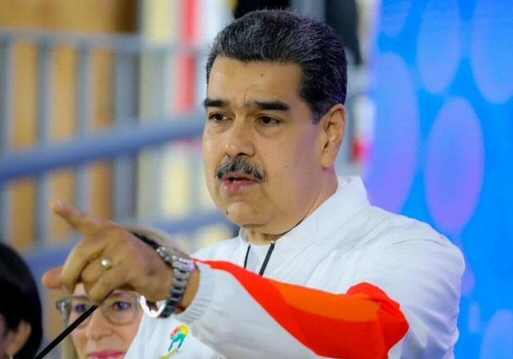mundo-02-08-ft-Reproducao-Twitter-Nicolas-Maduro